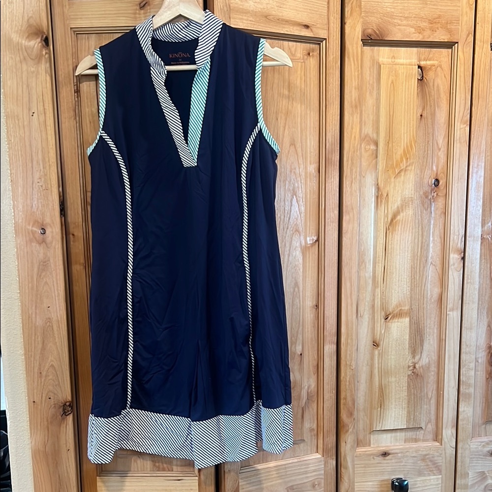 Kinona Navy Dress active wear Size Medium